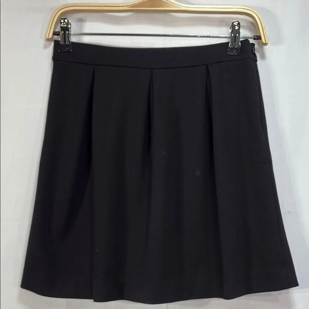 🦔 Madewell Black Ponti knit pleated A-Line Skirt